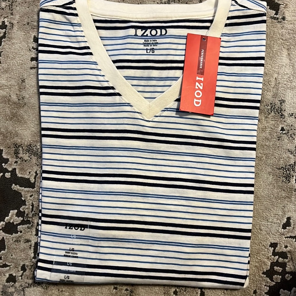 Izod V-Neck Tee Shirt Size L